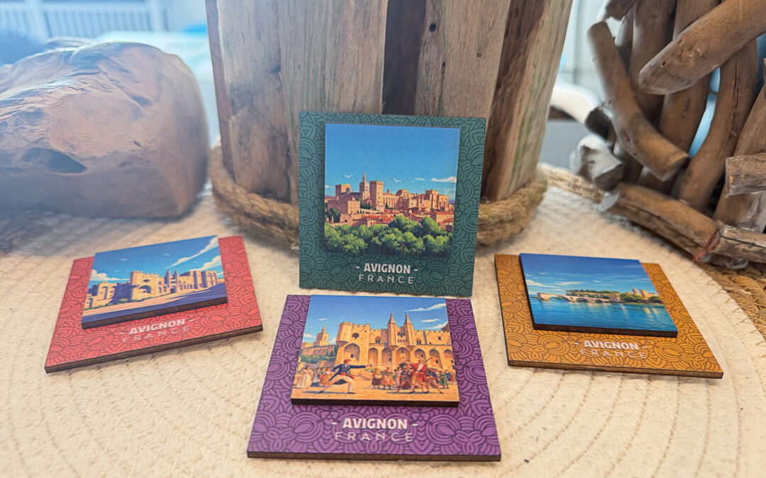 Magnets en Bois à Avignon : Artisanat Local & Personnalisation 2026
